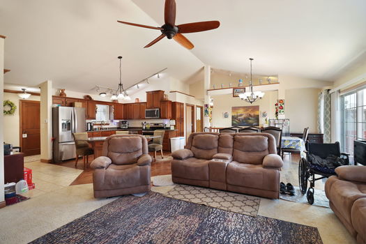 6-web-or-mls-6430 92nd Ave, Kenosha, WI - 12