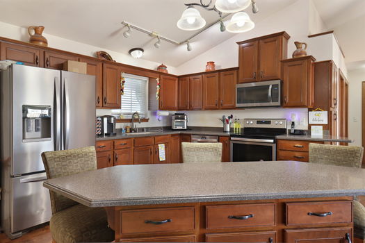 8-web-or-mls-6430 92nd Ave, Kenosha, WI - 07