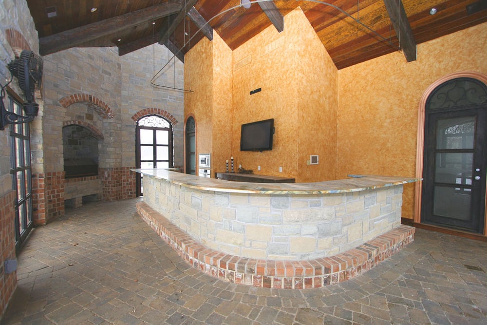 Pool_house_bar_2