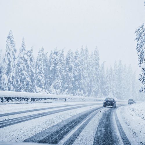 5 cold-weather hacks for winter driving
