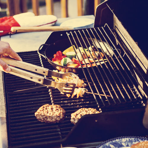 Smart Tips to Keep Your Grill Clean and Safe