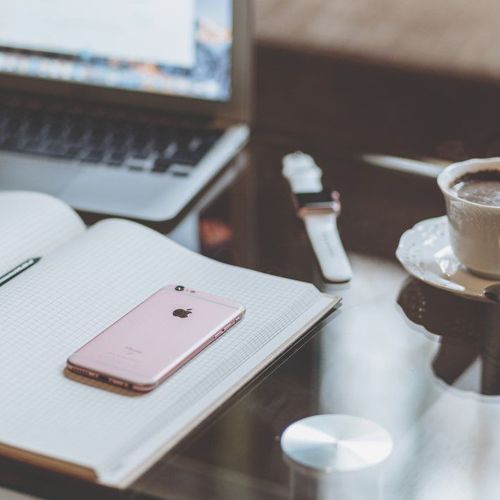 5 Ways Technology Can Help You Achieve New Year’s Resolutions