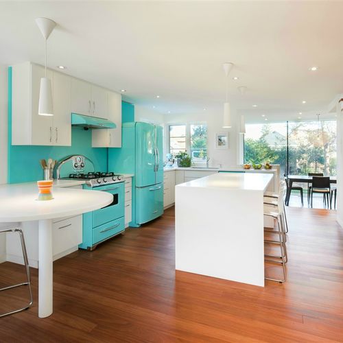 Unique ways to add style and personality to your kitchen