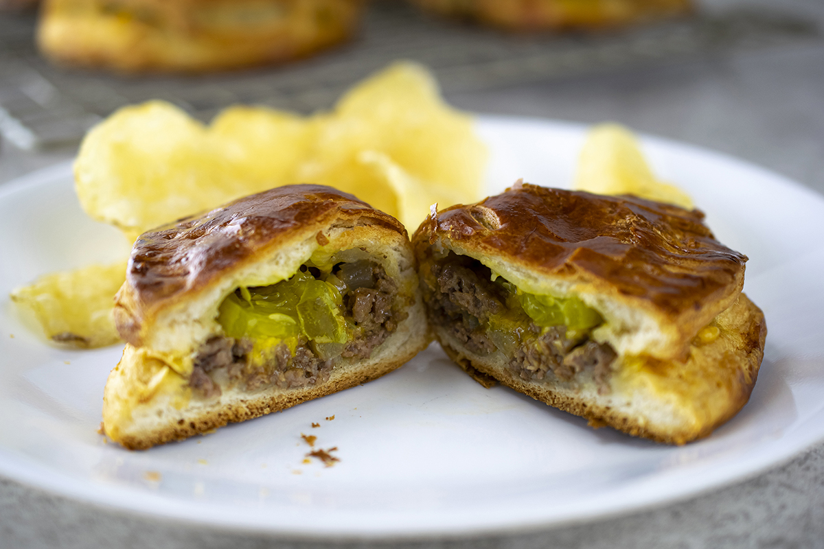 FFES-CHEESEBURGER-SLIDERS-ORIGINAL1