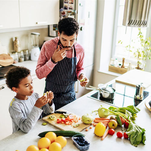 Benefits to creating tasty meals with your family