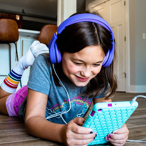 How Your Family Can Adopt Healthier Digital Habits in 2021