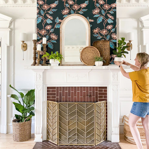 How to Personalize Any Space Using Custom-Designed Wallpaper