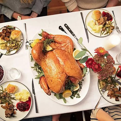 6 tips for hosting a stress-free holiday