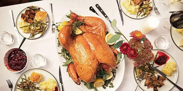6 tips for hosting a stress-free holiday