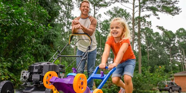 4 Essential Spring Lawn Care Tasks