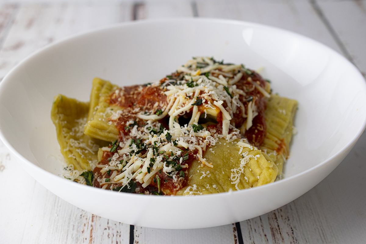 16014_VID_CheesySpinachRavioli