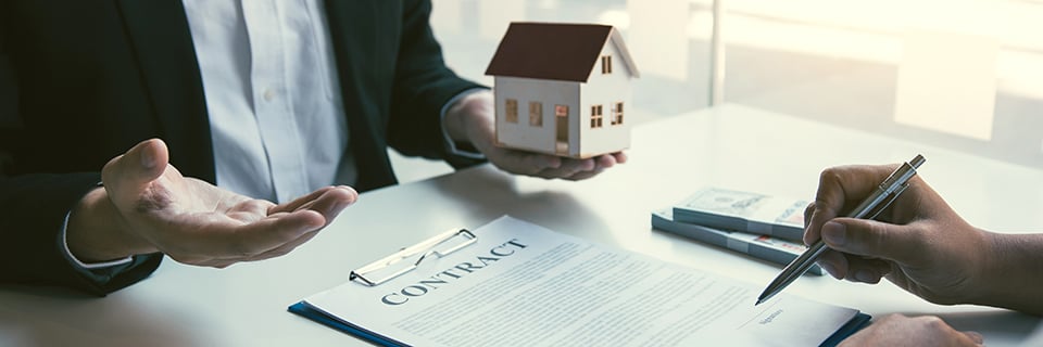 Home sales brokers and real estate investors are exchanging with