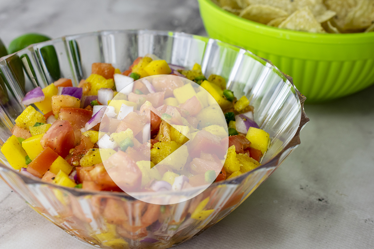 PLAY 15604_VID_CitrusMangoandPineappleSalsa