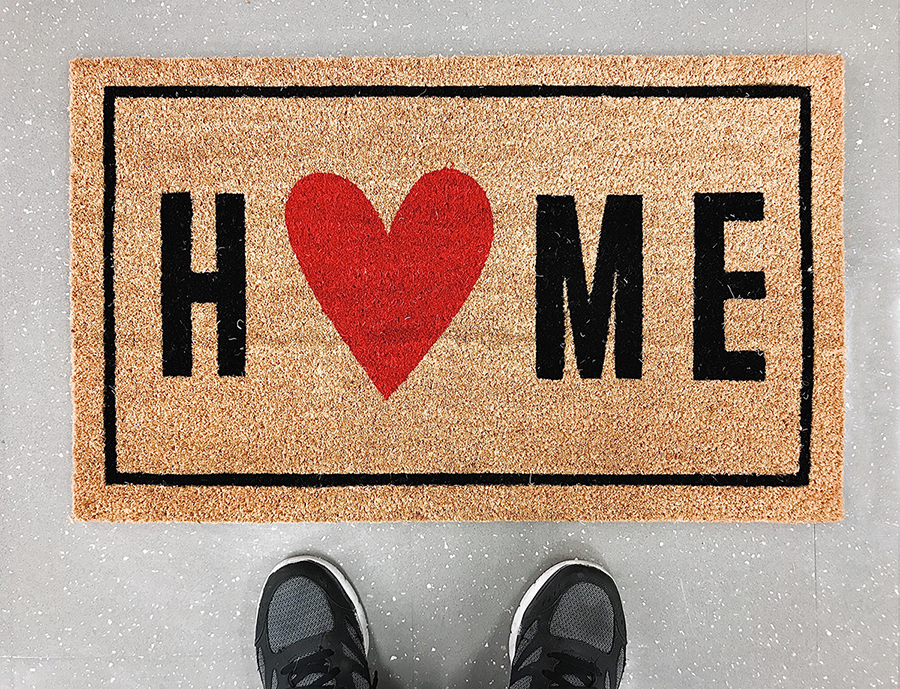 very-warm-inviting-and-friendly-welcome-mat-wel-2021-08-29-01-06-01-utc