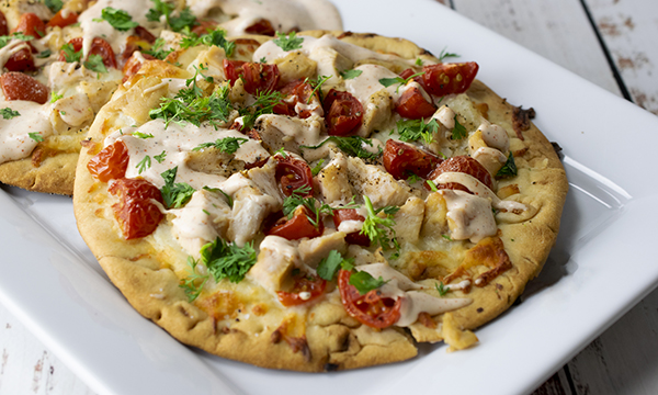 15604_VID_ChipotleChickenFlatbread_Detail_Embed_Image