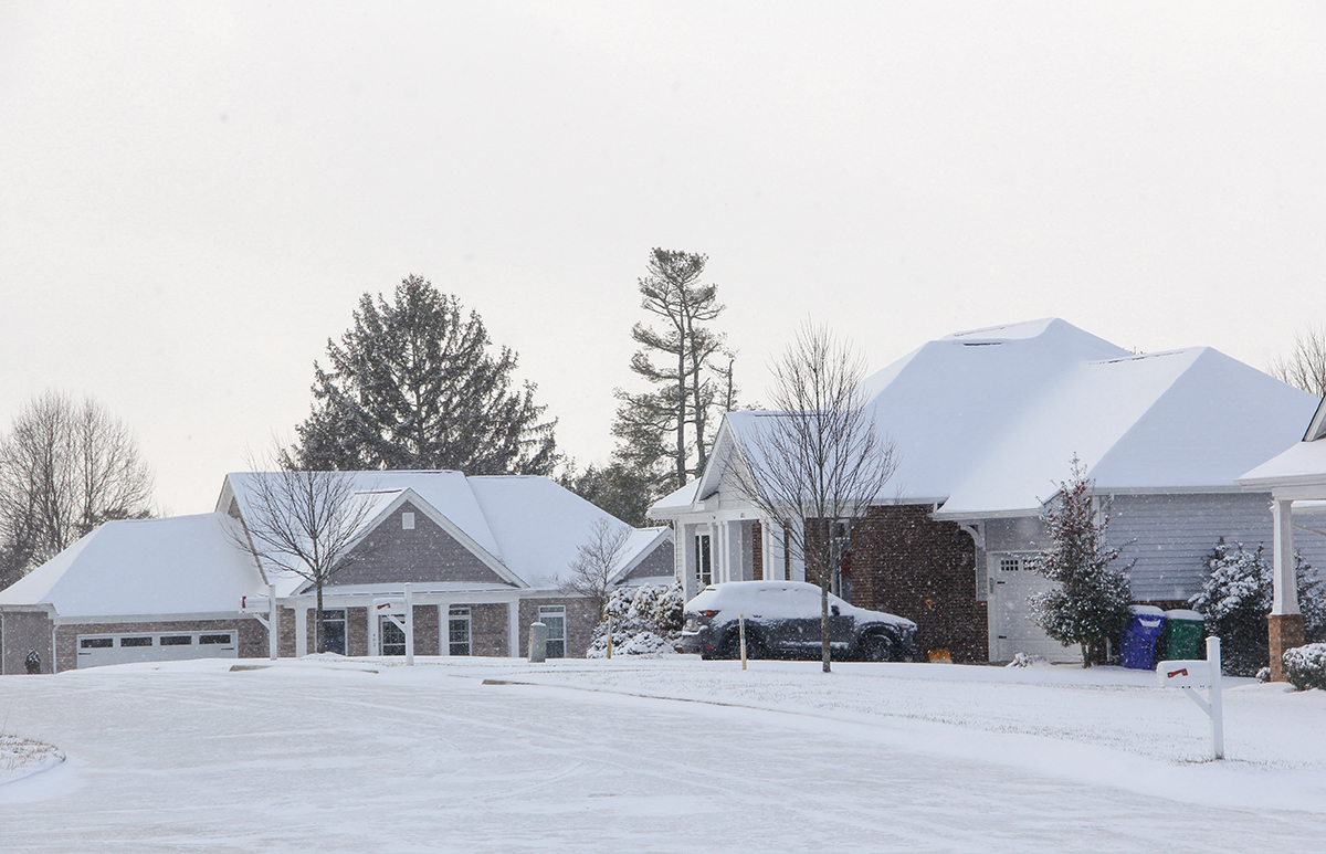 homes-neighborhoods-houses-covered-with-snow-aft-2022-11-11-16-52-42-utc