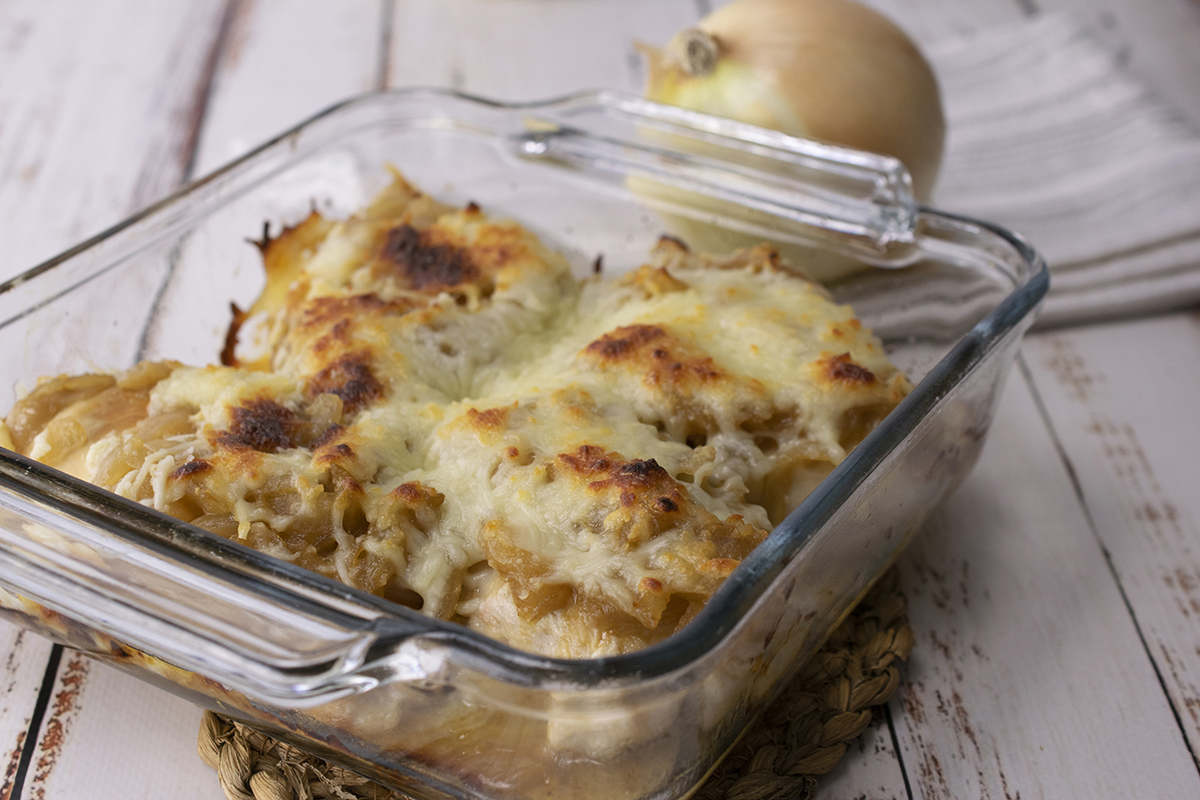 16546_VID_FrenchOnionBakedChicken
