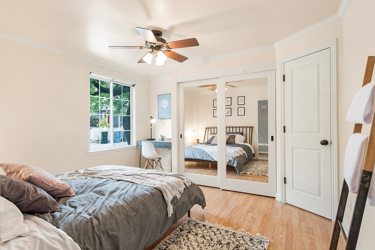 15612_AR (Crown Molding)