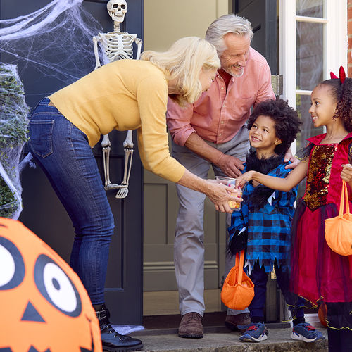 Why St. Louisans Ask Trick-or-Treaters to Tell Jokes on Halloween