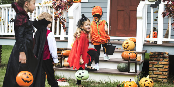 Trick-or-Treating Safety Tips for Kids and Parents