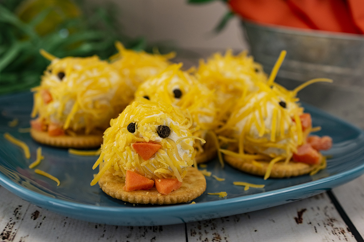 15604_SpringTableSpread_ChicksCheeseBalls