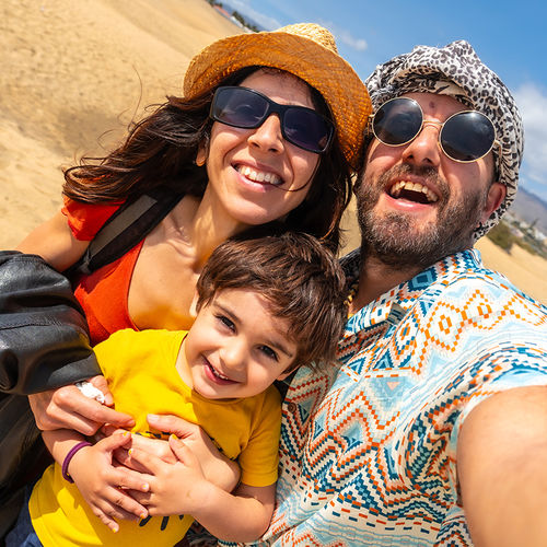 Bon Voyage Without Worries: Essential Home Security Tips for Travelers