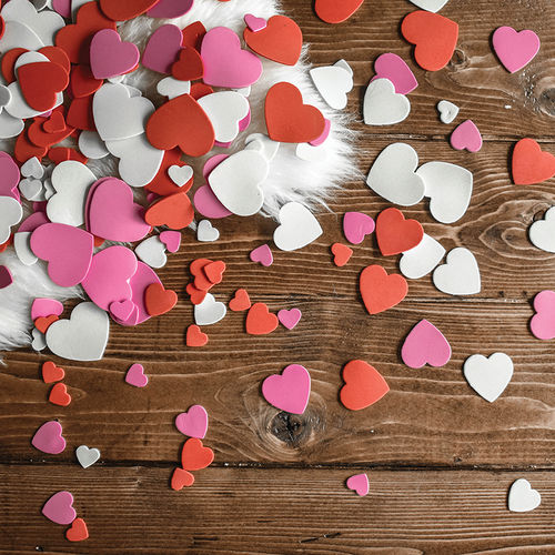 5 Easy DIYs to Display Your Love