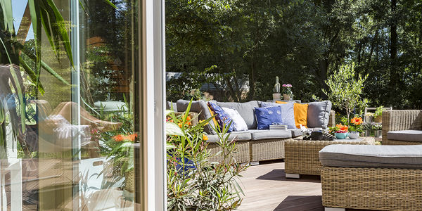 Sun's Out, Homes Out: 5 Summer Staging Secrets &hellip;