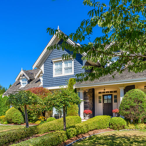Love the One You’re In: Simple Curb Appeal Tips to Brighten Up Your Home