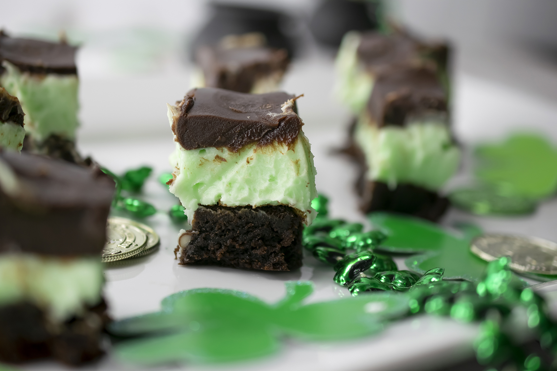 15603-VID-MINT-BROWNIES-AR-1