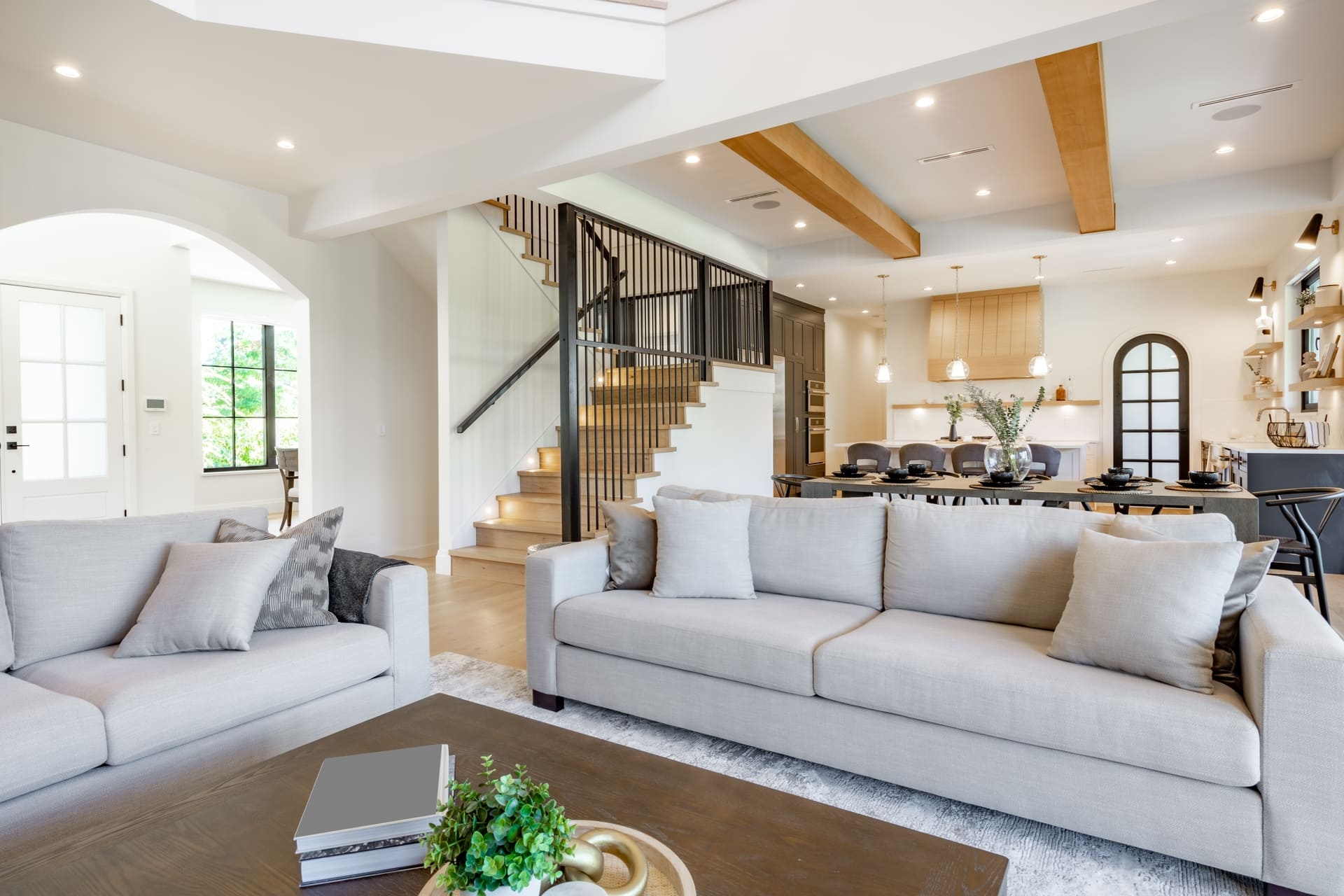 modern-white-gray-living-room