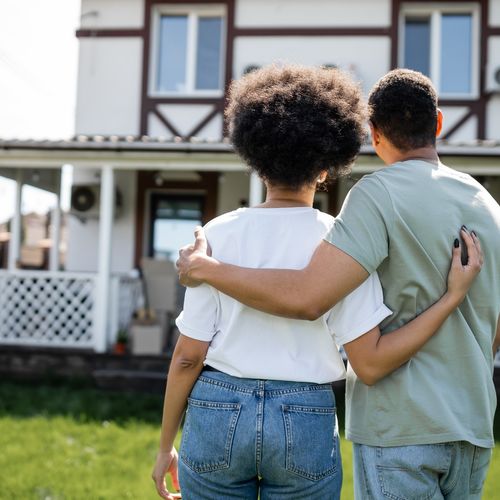 5 Smart Tips for Buying a Home in the Summer Heat