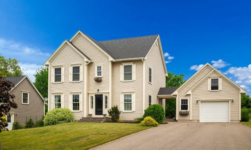 Single-Family Home vs. Duplex: What Clarksville Real Estate &hellip;