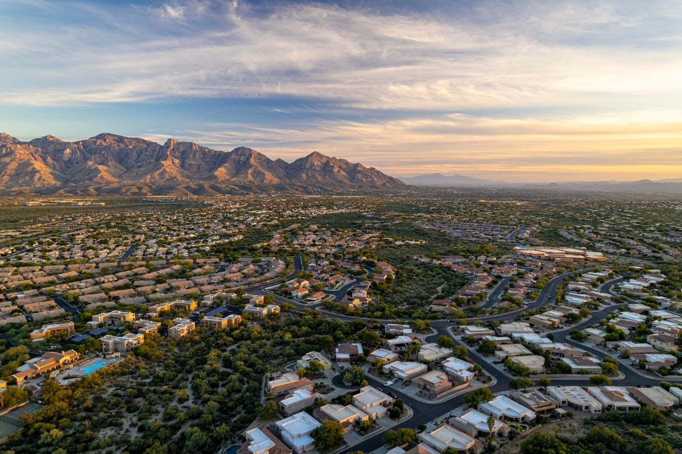 Oro,Valley,,Arizona:,Experience,A,Stunning,Aerial,Sunset,View,Showcasing