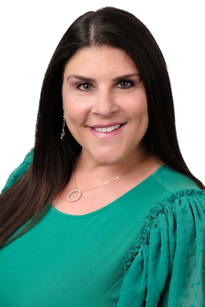 AdriannaGuzzoHeadshot2