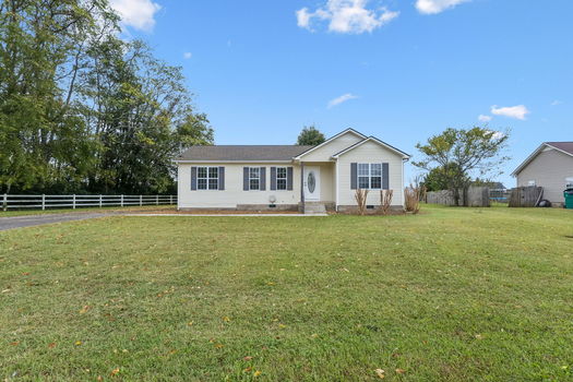 2-286 Strawberry Dr - 002