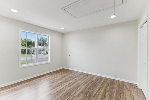 28-17-286 Strawberry Dr - 017