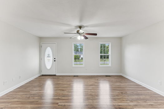 7-286 Strawberry Dr - 007