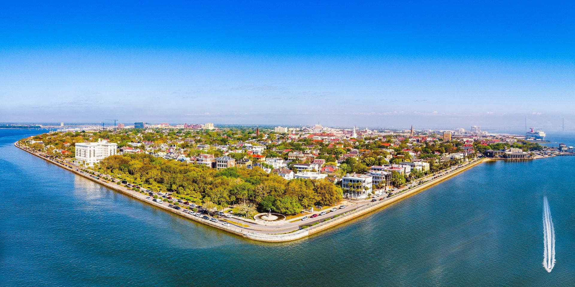 Downtown Charleston homes for sale near the Battery and Rainbow Row