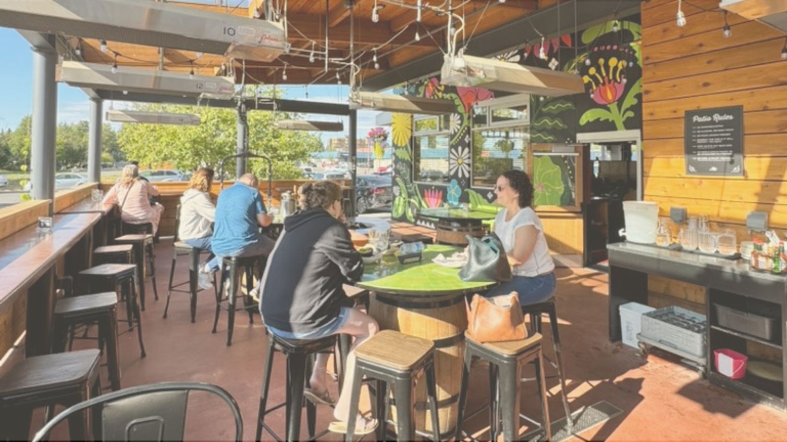 Outdoor restaurant patio in Spenard Anchorage on a sunny day