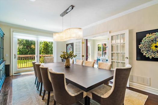 08-Dining Room