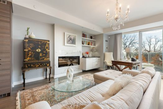 835 St Clair Ave W #414 (1)