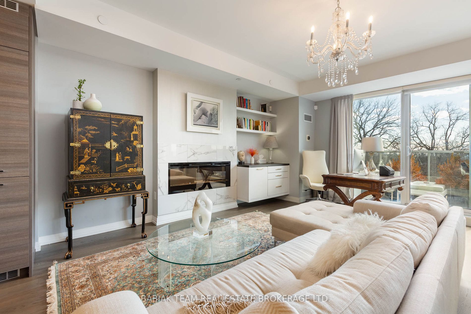 835 St Clair Ave W #414 (1)