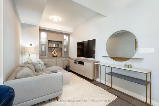 835 St Clair Ave W #414 (16)