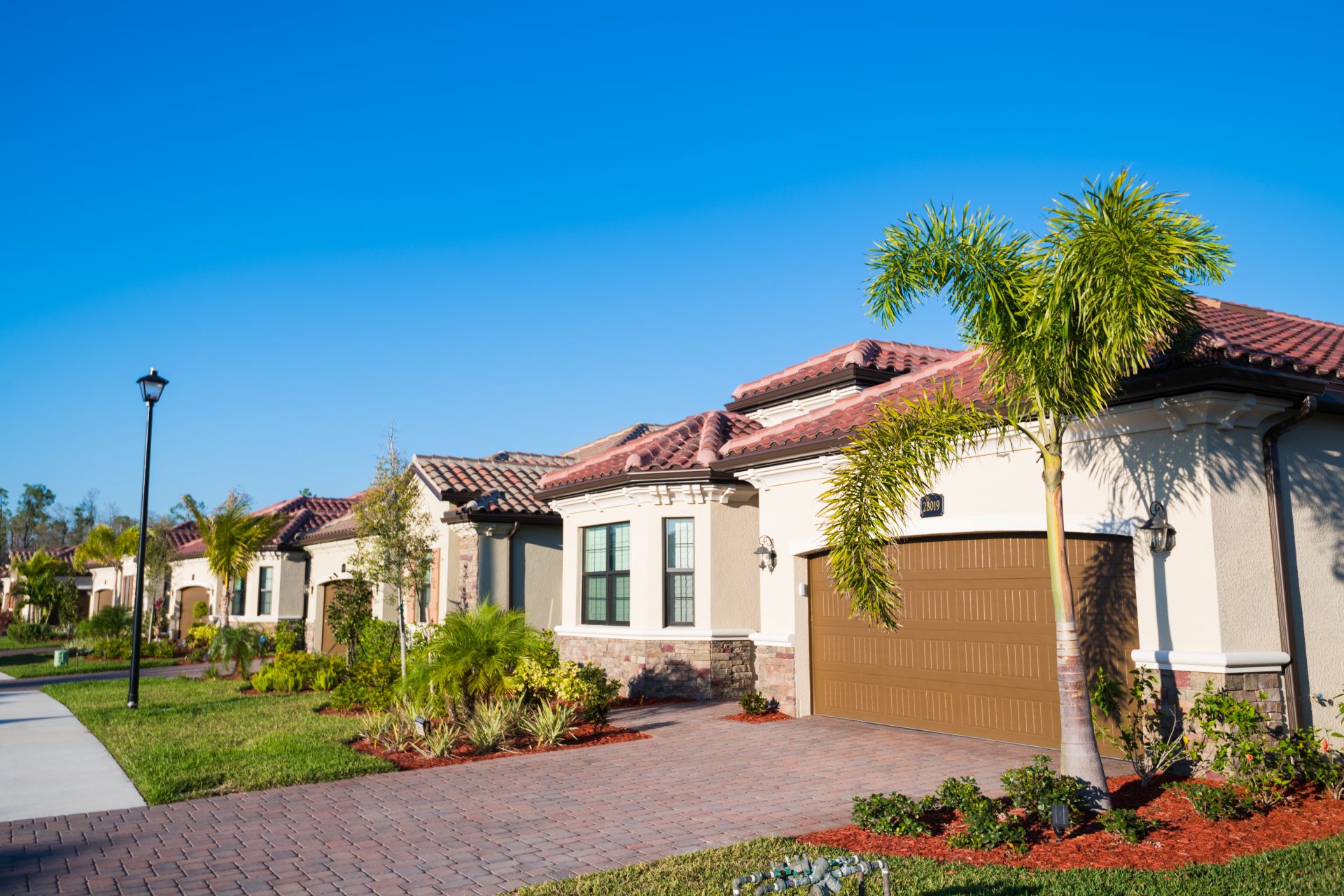 Bonita Springs luxury retirement community with golf course. Houses for sale in Southwest Florida.