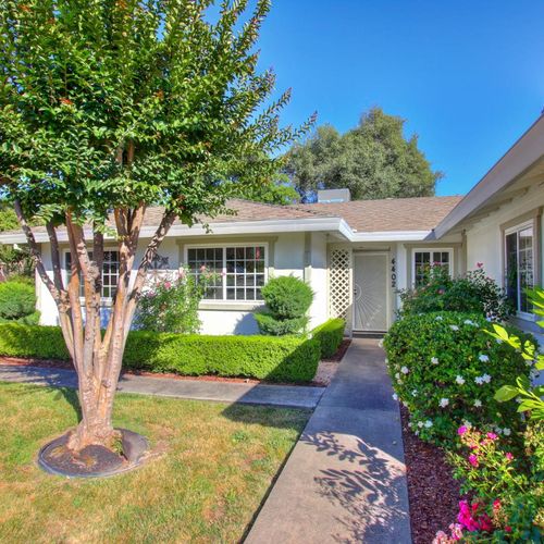 Helping a Senior Downsize and Sell Her Home