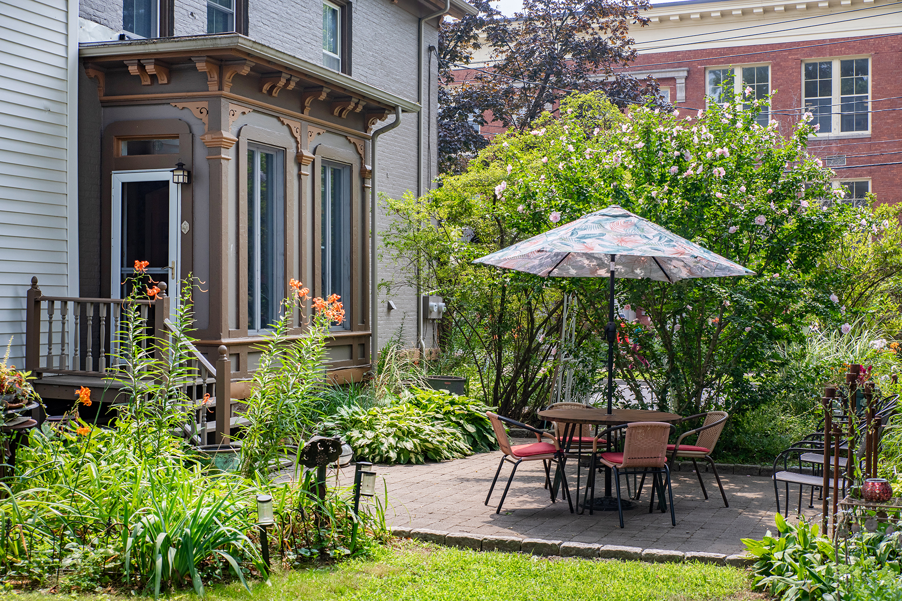 129 Spring St - 36