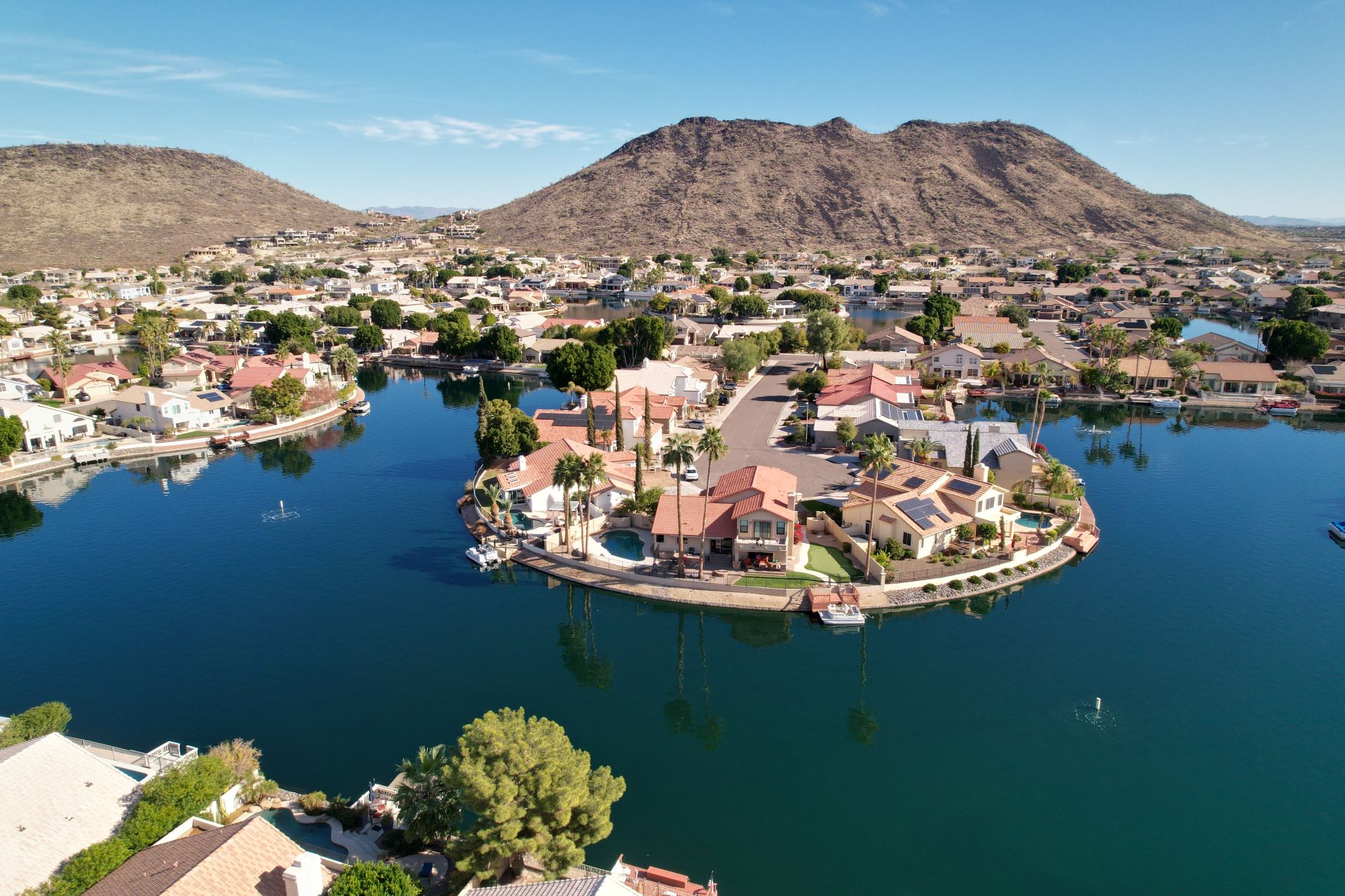 A beautiful sunny day over the Arrowhead Lakes in Glendale, Arizona