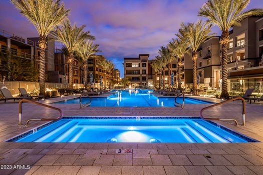 The Luxe at Desert Ridge