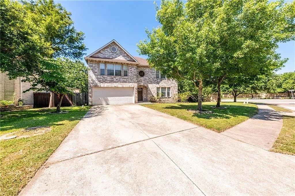 1501 Shady Creek